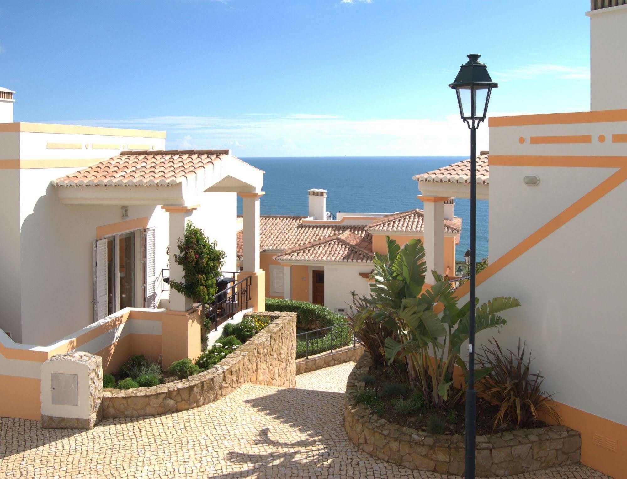 Nau Salema Beach Village Eksteriør bilde